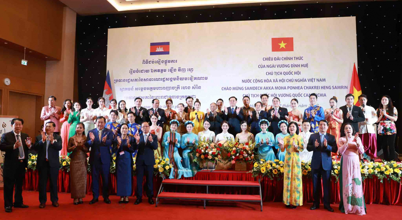 Chương trình nghệ thuật chào mừng Chủ tịch Quốc hội Vương quốc Campuchia thăm Việt Nam