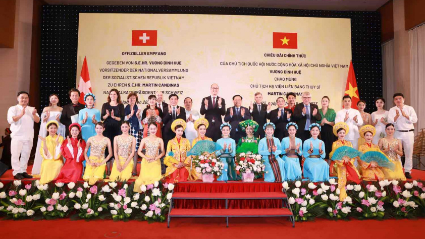 Chương trình nghệ thuật chào mừng Chủ tịch Hạ viện Liên bang Thụy Sỹ Martin Candinas thăm chính thức Việt Nam